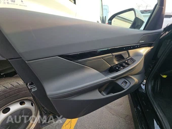 2026 BMW 5 Series Sedan 530i xDrive M SPORT LINE - miniatura 9