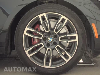 2026 BMW 5 Series Sedan 530i xDrive M SPORT LINE - miniatura 10
