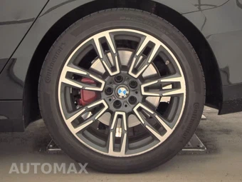 2026 BMW 5 Series Sedan 530i xDrive M SPORT LINE - miniatura 12