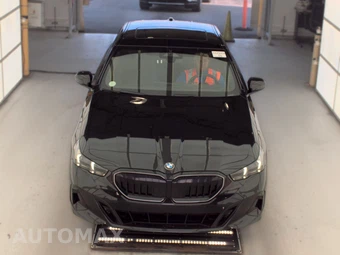 2026 BMW 5 Series Sedan 530i xDrive M SPORT LINE - miniatura 2