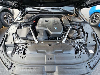 2026 BMW 5 Series Sedan 530i xDrive M SPORT LINE - miniatura 22
