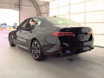 2026 BMW 5 Series Sedan 530i xDrive M SPORT LINE - miniatura 8