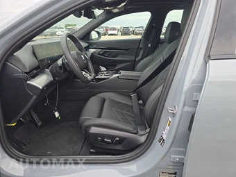 2026 BMW 5 Series Sedan 530i xDrive M SPORT LINE - miniatura 13