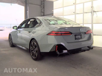 2026 BMW 5 Series Sedan 530i xDrive M SPORT LINE - miniatura 8