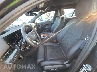 2026 BMW 5 Series Sedan 530i xDrive M SPORT LINE - miniatura 13