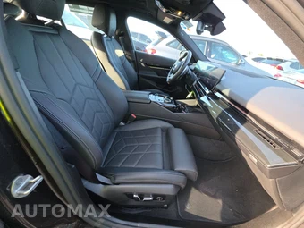 2026 BMW 5 Series Sedan 530i xDrive M SPORT LINE - miniatura 14