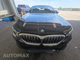 2026 BMW 5 Series Sedan 530i xDrive M SPORT LINE - miniatura 2