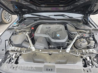 2026 BMW 5 Series Sedan 530i xDrive M SPORT LINE - miniatura 22