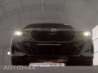 2026 BMW 5 Series Sedan 530i xDrive M SPORT LINE - miniatura 3