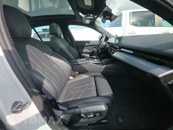 2026 BMW 5 Series Sedan 530i xDrive M SPORT LINE - miniatura 14