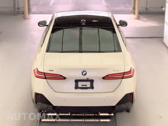 2026 BMW 5 Series Sedan 530i xDrive M SPORT LINE - miniatura 6