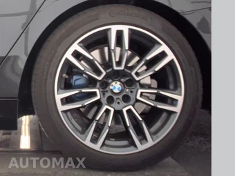 2026 BMW 5 Series Sedan 530i xDrive M SPORT LINE - miniatura 12