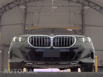 2026 BMW 5 Series Sedan 530i xDrive M SPORT LINE - miniatura 3