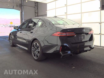 2026 BMW 5 Series Sedan 530i xDrive M SPORT LINE - miniatura 8