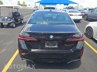 2026 BMW 5 Series Sedan 530i xDrive M SPORT LINE - miniatura 5