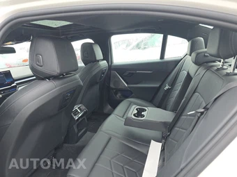 2026 BMW 5 Series Sedan 530i xDrive M SPORT LINE - miniatura 13
