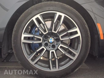 2026 BMW 5 Series Sedan 530i xDrive M SPORT LINE - miniatura 10