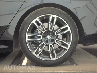 2026 BMW 5 Series Sedan 530i xDrive M SPORT LINE - miniatura 12