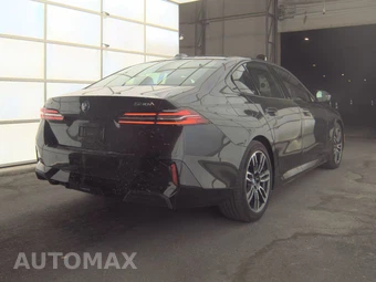 2026 BMW 5 Series Sedan 530i xDrive M SPORT LINE - miniatura 5