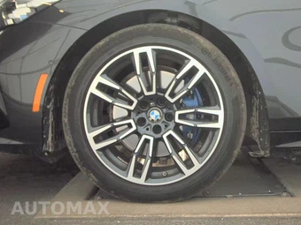 2026 BMW 5 Series Sedan 530i xDrive M SPORT LINE - miniatura 9