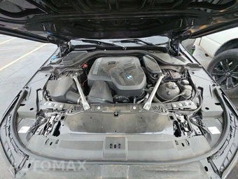 2026 BMW 5 Series Sedan 530i xDrive M SPORT LINE - miniatura 16