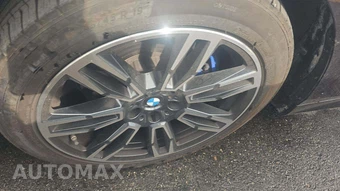 2026 BMW 5 Series Sedan 530i xDrive M SPORT LINE - miniatura 22