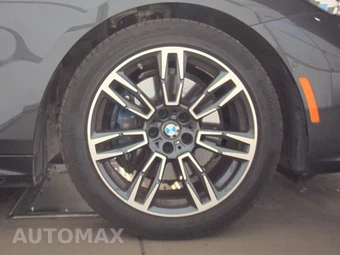 2026 BMW 5 Series Sedan 530i xDrive M SPORT LINE - miniatura 10