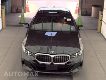 2026 BMW 5 Series Sedan 530i xDrive M SPORT LINE - miniatura 2