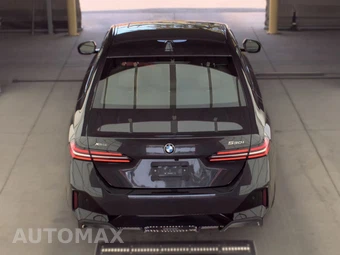 2026 BMW 5 Series Sedan 530i xDrive M SPORT LINE - miniatura 6
