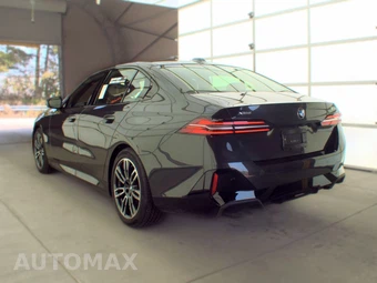 2026 BMW 5 Series Sedan 530i xDrive M SPORT LINE - miniatura 8