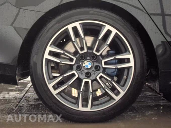 2026 BMW 5 Series Sedan 530i xDrive M SPORT LINE - miniatura 11