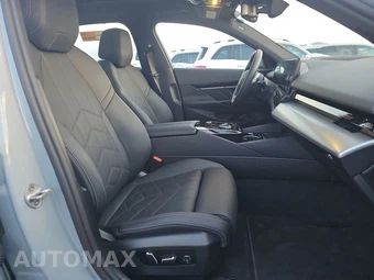 2026 BMW 5 Series Sedan 530i xDrive M SPORT LINE - miniatura 14