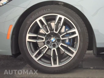 2026 BMW 5 Series Sedan 530i xDrive M SPORT LINE - miniatura 9
