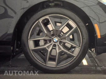 2026 BMW 5 Series Sedan 530i xDrive - miniatura 10