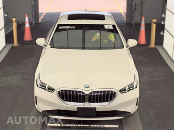 2026 BMW 5 Series Sedan 530i xDrive - miniatura 2