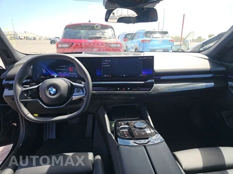 2026 BMW 5 Series Sedan 530i xDrive - miniatura 17