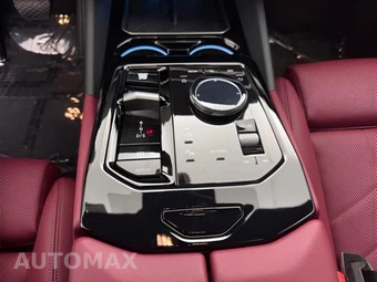 2026 BMW 5 Series Sedan 530i xDrive - miniatura 16