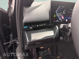 2026 BMW 5 Series Sedan 530i xDrive - miniatura 7
