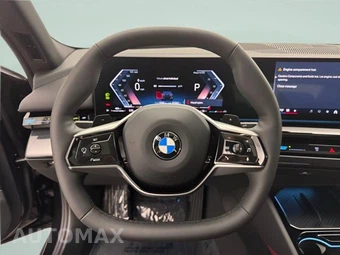 2026 BMW 5 Series Sedan 530i xDrive - miniatura 8