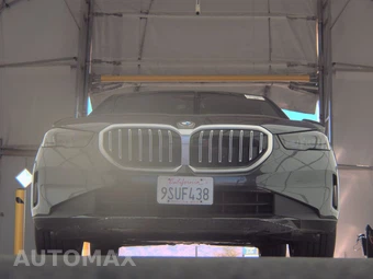 2026 BMW 5 Series Sedan 530i xDrive - miniatura 3