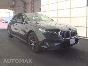 2026 BMW 5 Series Sedan 530i xDrive - miniatura 4