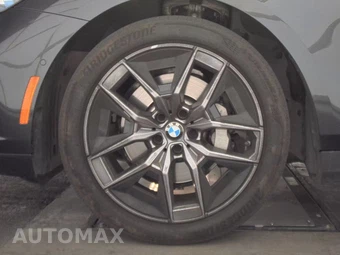 2026 BMW 5 Series Sedan 530i xDrive - miniatura 9