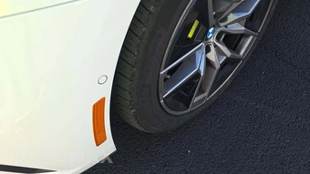 2026 BMW 5 Series Sedan 530i xDrive - miniatura 20