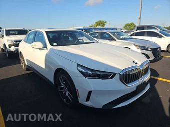 2026 BMW 5 Series Sedan 530i xDrive - miniatura 3