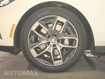 2026 BMW 5 Series Sedan 530i xDrive - miniatura 9