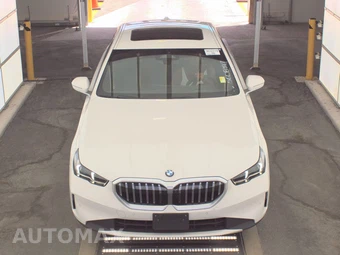 2026 BMW 5 Series Sedan 530i xDrive - miniatura 2