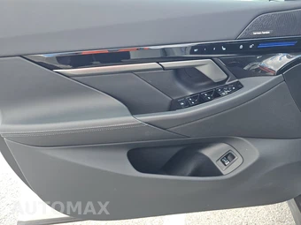 2026 BMW 5 Series Sedan 530i xDrive - miniatura 9