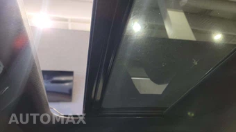 2026 BMW 5 Series Sedan 530i xDrive - miniatura 24