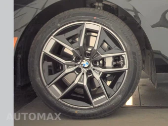 2026 BMW 5 Series Sedan 530i xDrive - miniatura 9