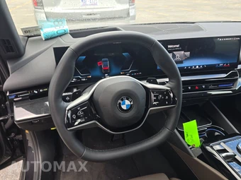 2026 BMW 5 Series Sedan 530i xDrive - miniatura 10